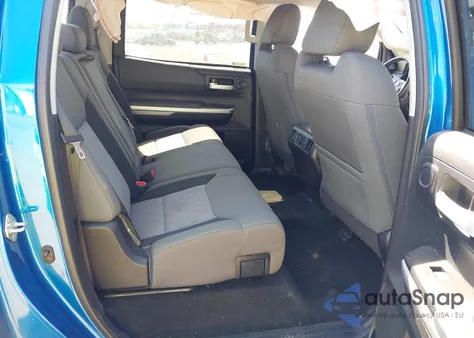 2017 Toyota Tundra Sr5 5.7L V8 из США, поврежденный, VIN 5TFDY5F17HX656156